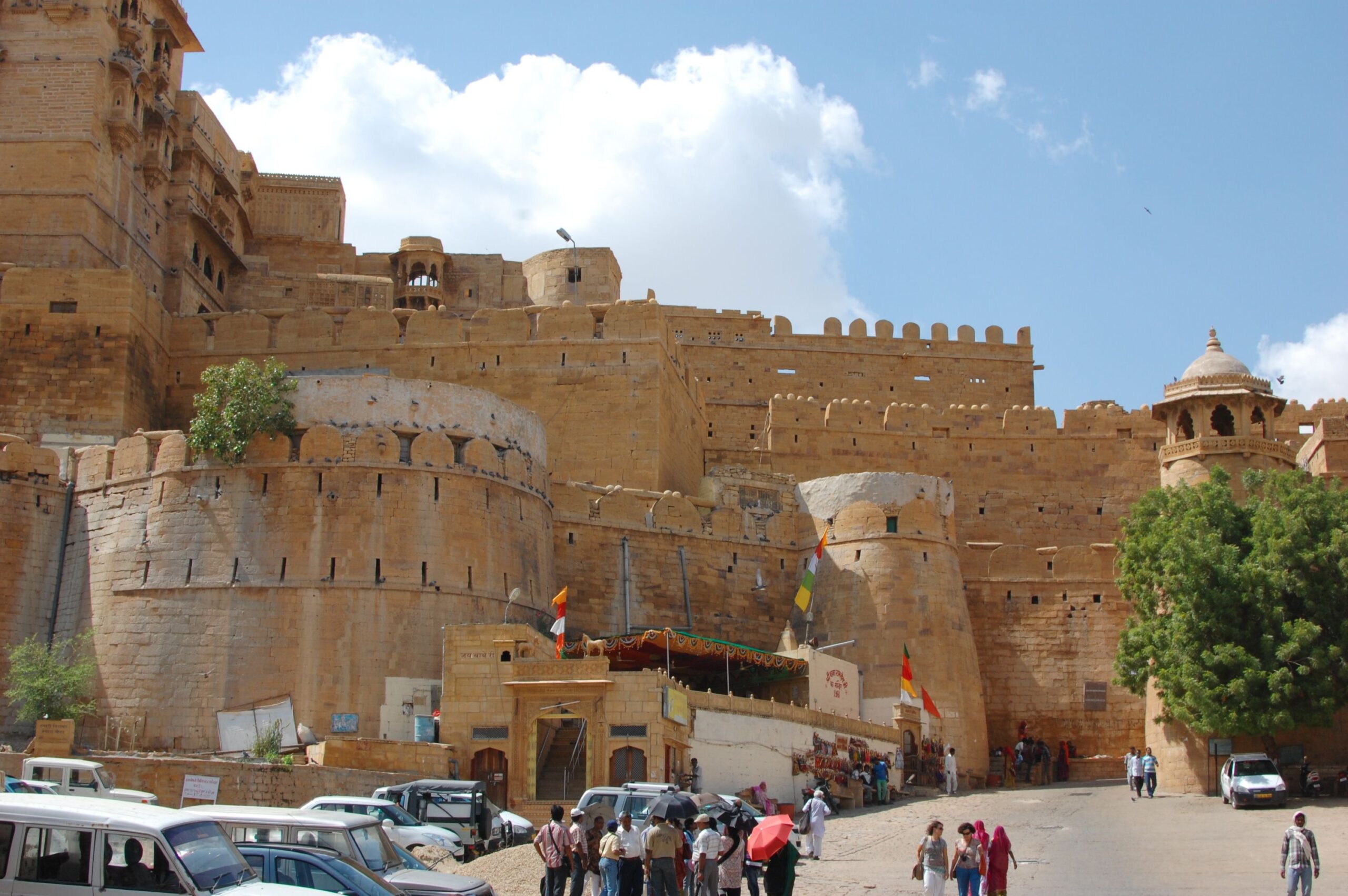 Jaisalmer Fort in Rajasthan, a golden fortress with intricate carvings, temples, and ramparts in the Thar Desert